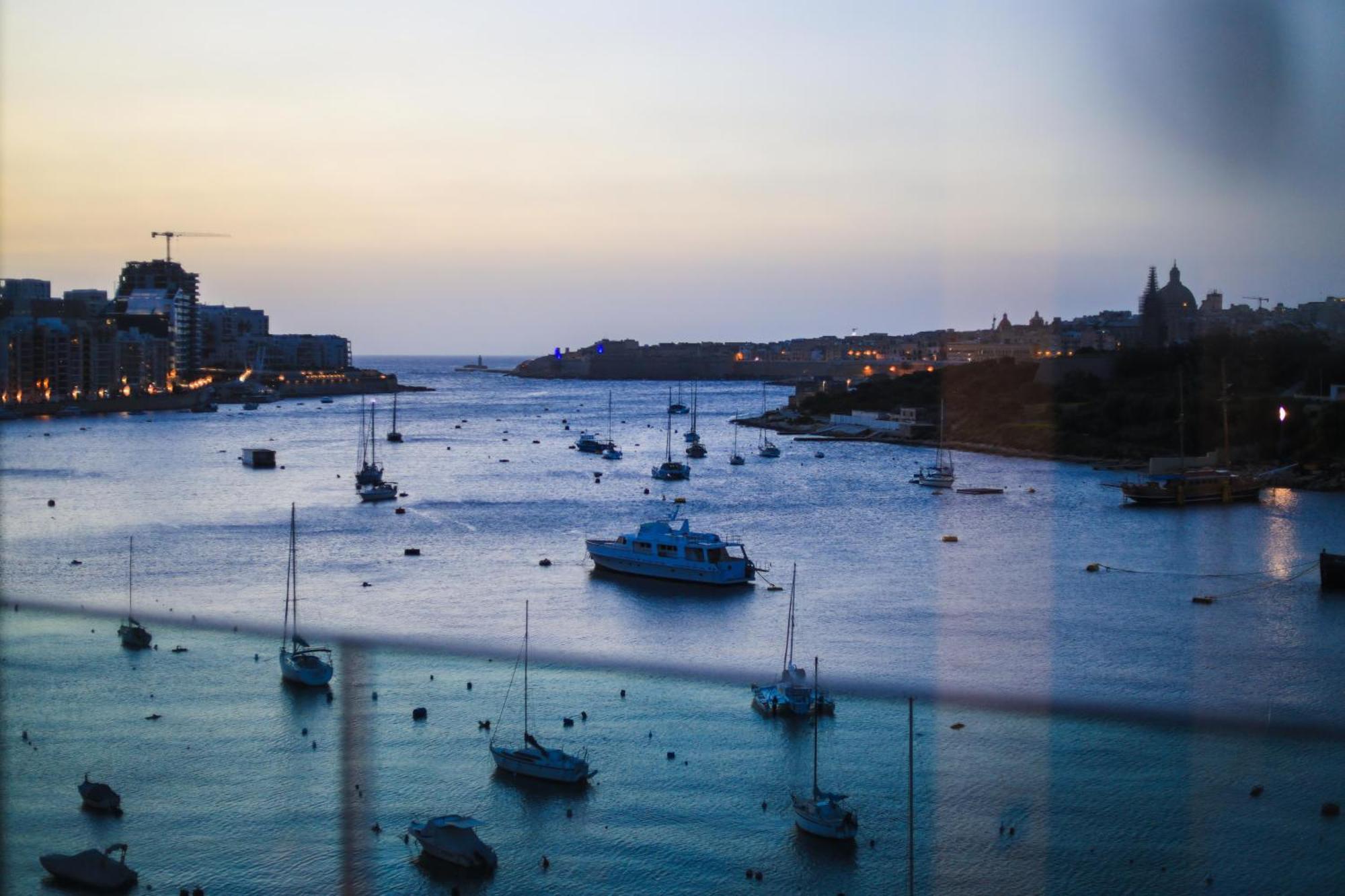 Verdi Gzira Promenade Luaran gambar